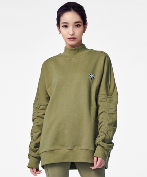 PIPING HOT FUTURE（パイピングホットフューチャー）の「LS OVERSIZE RUCHED SLEEVE SWEATSHIRT（スウェット・レディース・オリーブ・XS/L/S/M）」の3枚目の写真
