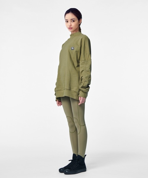 PIPING HOT FUTURE（パイピングホットフューチャー）の「LS OVERSIZE RUCHED SLEEVE SWEATSHIRT（スウェット・レディース・オリーブ・XS/L/S/M）」の6枚目の写真