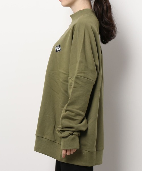PIPING HOT FUTURE（パイピングホットフューチャー）の「LS OVERSIZE RUCHED SLEEVE SWEATSHIRT（スウェット・レディース・オリーブ・XS/L/S/M）」の9枚目の写真