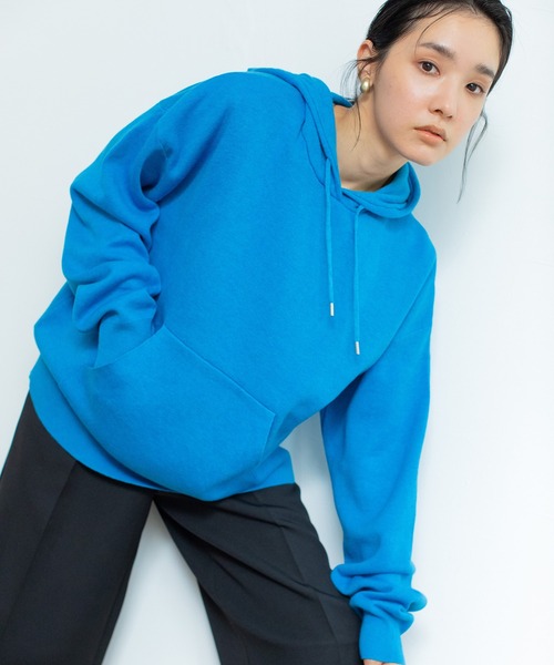 audrey and john wad(オードリーアンドジョンワッド)の「【Audrey and John Wad】カシミヤ混ニットパーカー -ウォッシャブル-(パーカー・レディース・ブラック/レッド/サックスブルー/ライトベージュ/グレイッシュベージュ・FREE)」の4枚目の写真