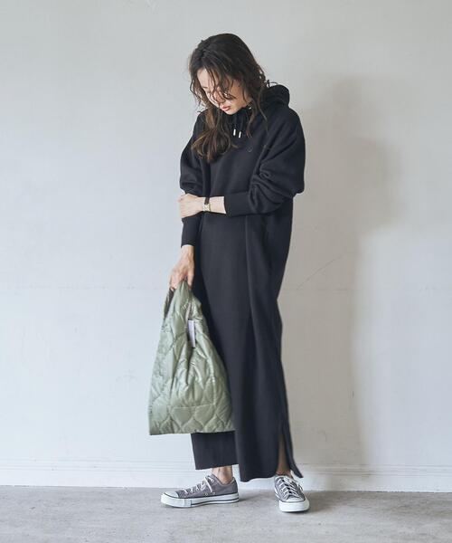 coen（コーエン）の「【復刻】着丈が選べる。CVC裏起毛フーディーパーカーマキシワンピース（WEB限定カラー）（ワンピース・レディース・ブラック/オフホワイト/オリーブ/その他1/コバルトブルー・SMALL/MEDIUM/LARGE）」の8枚目の写真