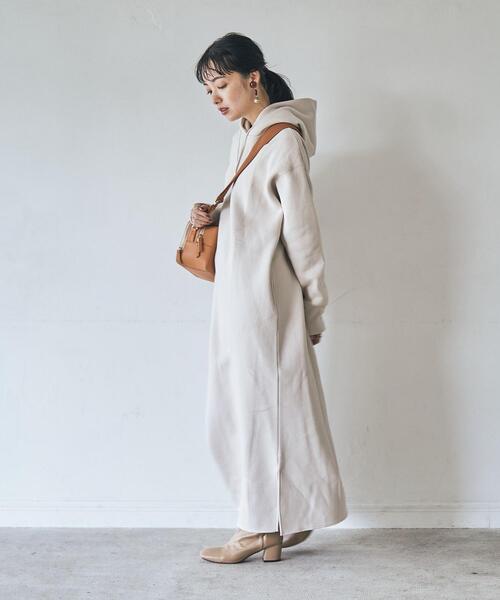 coen（コーエン）の「【復刻】着丈が選べる。CVC裏起毛フーディーパーカーマキシワンピース（WEB限定カラー）（ワンピース・レディース・ブラック/オフホワイト/オリーブ/その他1/コバルトブルー・SMALL/MEDIUM/LARGE）」の14枚目の写真