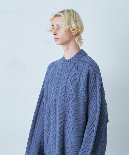 Lui's（ルイス）の「ケーブル編みドルマンニット（ニット/セーター・メンズ・アイボリー/ブルー/ブラック・FREE）」の3枚目の写真