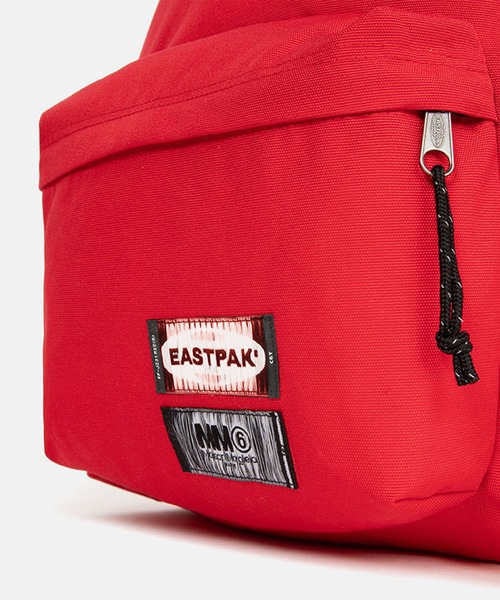 EASTPAK(イーストパック )の「MM6 MAISON MARGIELA x EASTPAK / パデッド リバーシブル バックパック(バックパック/リュック・レディース・ブルー/レッド/ブラック・FREE)」の14枚目の写真