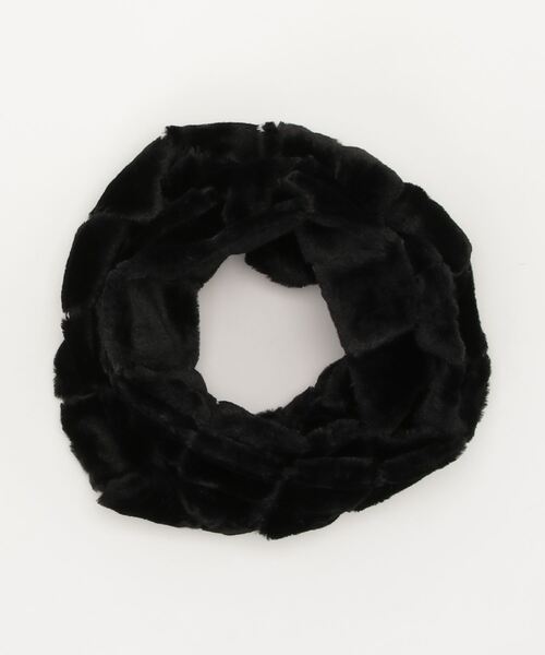 FUNALIVE（ファンアライブ）の「【je crois soi】ふわふわエコファー段々編ロングスヌード（ネックウォーマー/スヌード・レディース・オフホワイト/ワイン/モカ/ピンク/ブラック/ネイビー/チャコールグレー/グレー・FREE）」の2枚目の写真