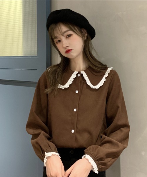 .KOM（ドットコム）の「A'GEM/9 × .kom『.kom SELECT/ドットケーオーエム』Poncho Lace Blouse/ポンチョ風 レース付き ブラウス 長袖（シャツ/ブラウス・レディース・ブルー/イエロー/パープル/ホワイト/ブラウン・FREE）」の10枚目の写真