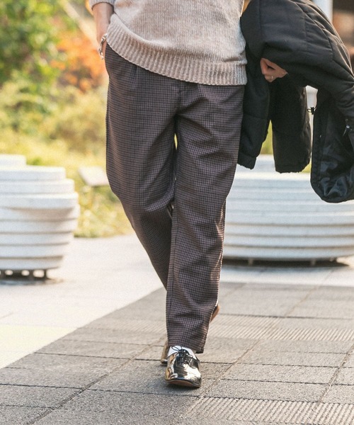ITEMS URBANRESEARCH(アイテムズ アーバンリサーチ)の「起毛チェック TRスラックス(その他パンツ・メンズ・ブラウン/オフホワイト/ブラック・MEDIUM/LARGE)」の4枚目の写真