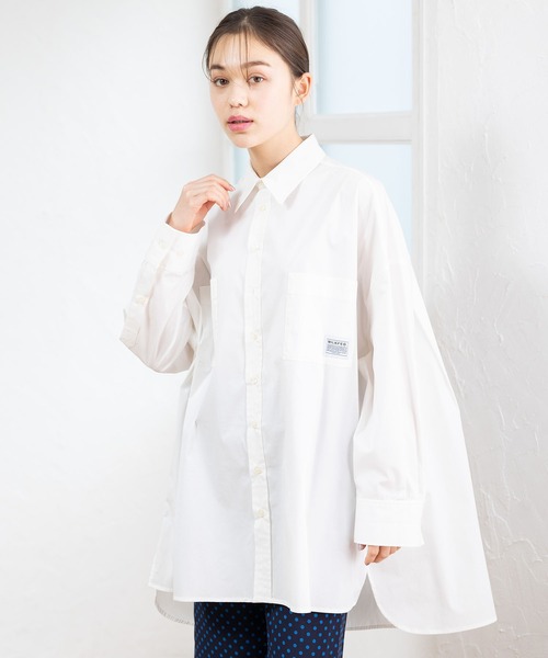 MILKFED.(ミルクフェド)の「EMBROIDERED STENCIL LOGO SHIRT(シャツ/ブラウス・レディース・ライトブルー/ブラック/イエロー/ホワイト・ONE SIZE)」の2枚目の写真