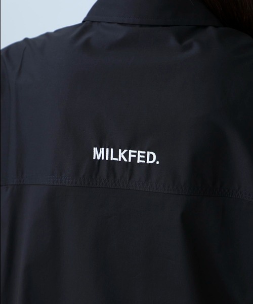 MILKFED.(ミルクフェド)の「EMBROIDERED STENCIL LOGO SHIRT(シャツ/ブラウス・レディース・ライトブルー/ブラック/イエロー/ホワイト・ONE SIZE)」の14枚目の写真