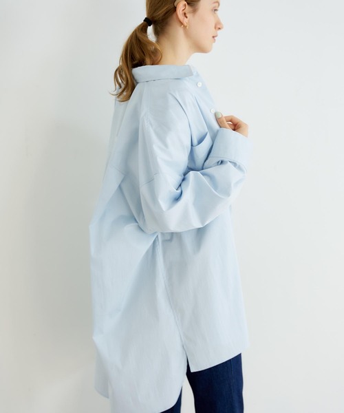 MILKFED.(ミルクフェド)の「EMBROIDERED STENCIL LOGO SHIRT(シャツ/ブラウス・レディース・ライトブルー/ブラック/イエロー/ホワイト・ONE SIZE)」の8枚目の写真