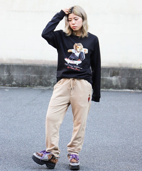 NESTA BRAND(ネスタブランド)の「JPN加工スケートネスタライオンロンTEE(Tシャツ/カットソー・メンズ・ホワイト/ブラック・XXL/M/L/XL/S)」の3枚目の写真