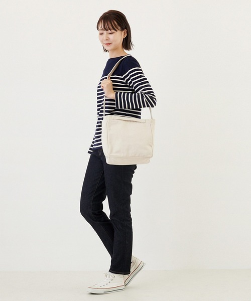 ROOTOTE(ルートート)の「ルートート/2way ショルダー付き アップサイクルテキスタイル SN.スクエア.リサイクルコットン-A(ショルダーバッグ・レディース・アイボリー/チャコールグレー・FREE)」の16枚目の写真