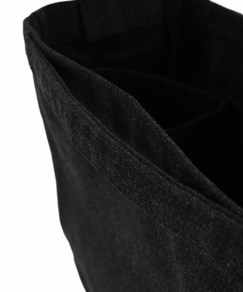 ROOTOTE(ルートート)の「ルートート/2way ショルダー付き アップサイクルテキスタイル SN.スクエア.リサイクルコットン-A(ショルダーバッグ・レディース・アイボリー/チャコールグレー・FREE)」の5枚目の写真