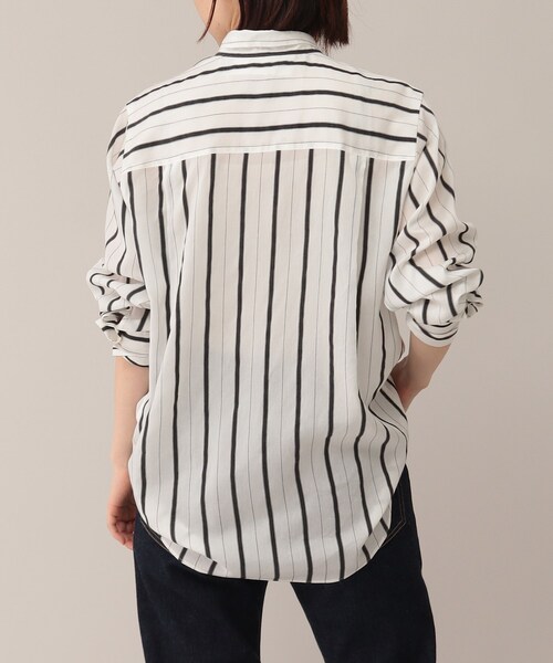 UNTITLED（アンタイトル）の「◆NALYA シルク混ボウタイ風シャツ【洗える】（シャツ/ブラウス・レディース・オフホワイト/ホワイト系5・44/48/00/02/04）」の10枚目の写真