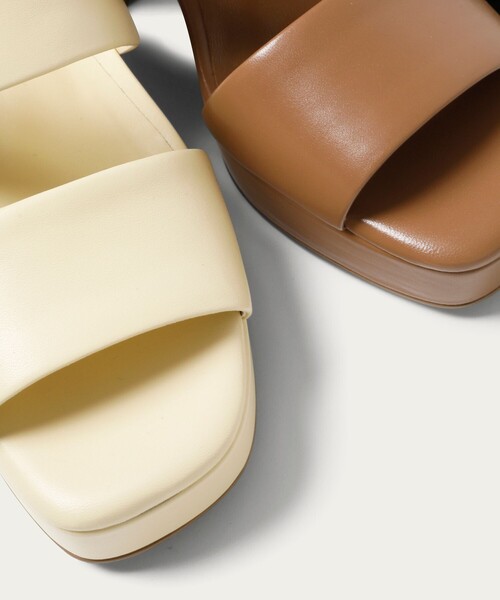 ODETTE E ODILE（オデットエオディール）の「プラットフォーム2ベルト サンダル55（サンダル・レディース・ブラック/ブラウン/クリーム・23cm/24cm/23.5cm/24.5cm/22.5cm/22cm）」の9枚目の写真