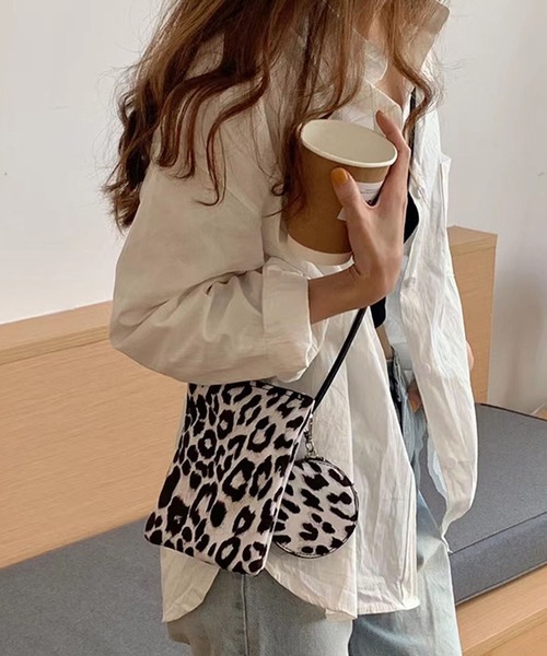 me+em select(ミームセレクト)の「【 ゼブラ / レオパード 】まるポーチ付きスクエアショルダーバッグ(ショルダーバッグ・レディース・ブラック/グレー/ブラウン/ブラック系/ブラウン系・FREE)」の20枚目の写真