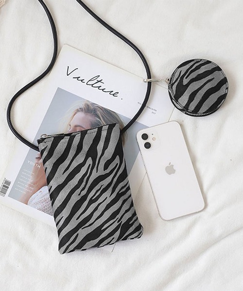 me+em select(ミームセレクト)の「【 ゼブラ / レオパード 】まるポーチ付きスクエアショルダーバッグ(ショルダーバッグ・レディース・ブラック/グレー/ブラウン/ブラック系/ブラウン系・FREE)」の18枚目の写真