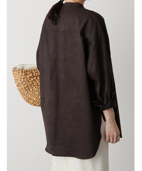 LA PEAU DE GEM（ラポドゥジェム）の「【LA PEAU DE GEM】スエードオーバーシャツ（シャツ/ブラウス・レディース・グレー/ダークブラウン・FREE）」の10枚目の写真