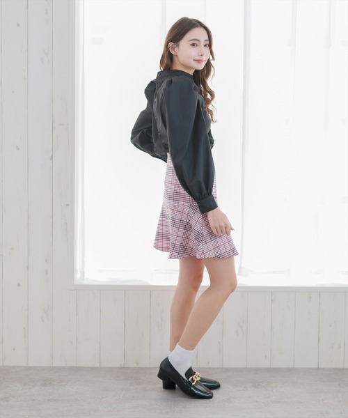 clear(クリア)の「長袖フロントシャーリングデザインブラウス≪2022SS新作≫(シャツ/ブラウス・レディース・ブラック/ブルー/ホワイト・F)」の16枚目の写真