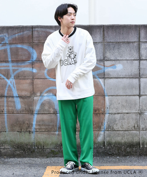 SENSE OF PLACE by URBAN RESEARCH（センスオブプレイスバイアーバンリサーチ）の「『ユニセックス』『別注』UCLAカレッジロゴロングTシャツ B（Tシャツ/カットソー・メンズ・ホワイト・MEDIUM/LARGE/X-LARGE）」の7枚目の写真