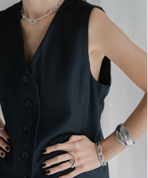 LAPUIS（ラピュイ）の「LAPUIS(ラピュイ)Nuanceバングル（バングル/リストバンド・レディース・シルバー・FREE）」の8枚目の写真