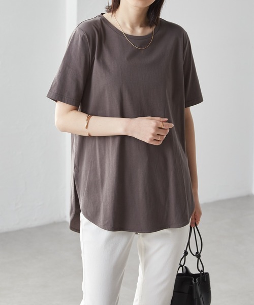 RANAN(ラナン)の「〈Beautiful Cotton 綿100%〉UVカット/接触冷感 ラウンドヘムチュニック(Tシャツ/カットソー・レディース・ブラック/ライトグレー/ネイビー/オフホワイト/グリーン/ダークブルー/イエロー/パープル/チャコール・LL/M/L/3L)」の21枚目の写真