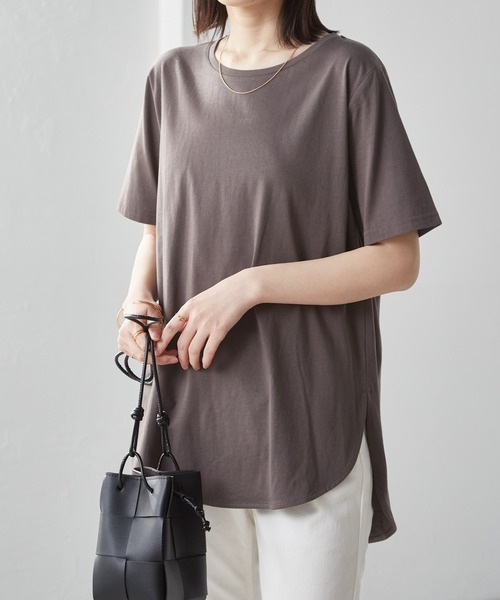 RANAN(ラナン)の「〈Beautiful Cotton 綿100%〉UVカット/接触冷感 ラウンドヘムチュニック(Tシャツ/カットソー・レディース・ブラック/ライトグレー/ネイビー/オフホワイト/グリーン/ダークブルー/イエロー/パープル/チャコール・LL/M/L/3L)」の22枚目の写真