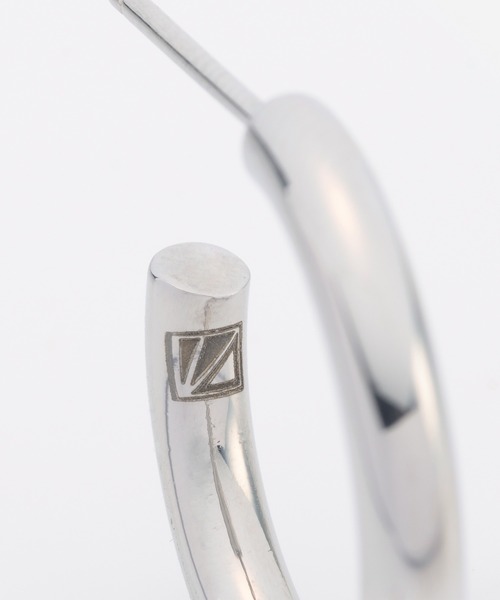 Vaya Con Dios(ヴァヤコンディオス)の「E153 stainless - Hoop pierce(pair)(ピアス(両耳用)・メンズ・シルバー/ゴールド/ブラック・FREE)」の9枚目の写真