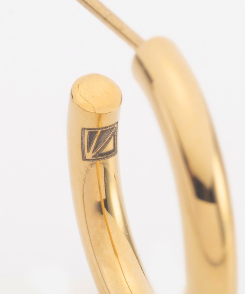 Vaya Con Dios(ヴァヤコンディオス)の「E153 stainless - Hoop pierce(pair)(ピアス(両耳用)・メンズ・シルバー/ゴールド/ブラック・FREE)」の7枚目の写真