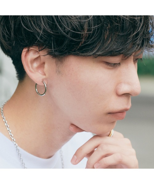 Vaya Con Dios(ヴァヤコンディオス)の「E153 stainless - Hoop pierce(pair)(ピアス(両耳用)・メンズ・シルバー/ゴールド/ブラック・FREE)」の21枚目の写真