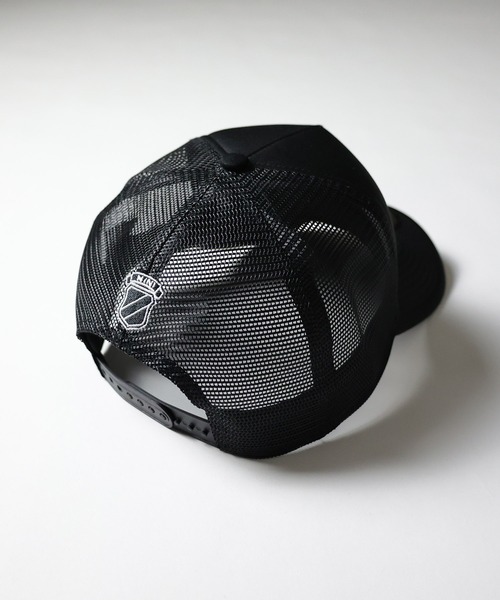 NUMBER (N)INE（ナンバーナイン）の「9FORTY A-Frame Trucker_Tricot  SCHOOL OF VISUAL COMEDY（キャップ・メンズ・ブラック・FREE）」の3枚目の写真