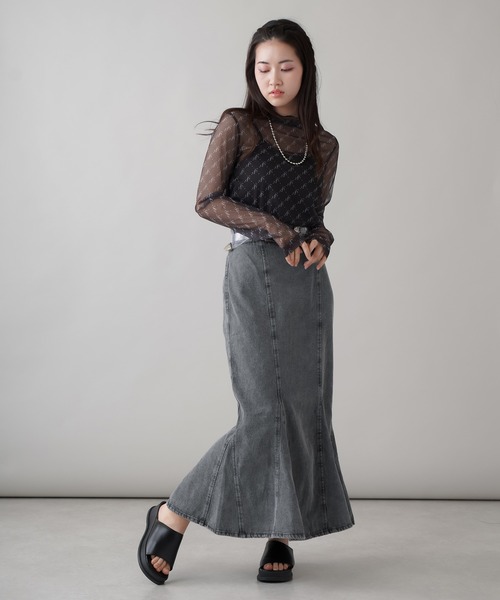 SPINNS(スピンズ)の「モノグラムシアータートルネックカットソー(Tシャツ/カットソー・レディース・ホワイト×ブラック/ブラック×ホワイト/グリーン系その他/ブラウン系その他・ONESIZE)」の18枚目の写真
