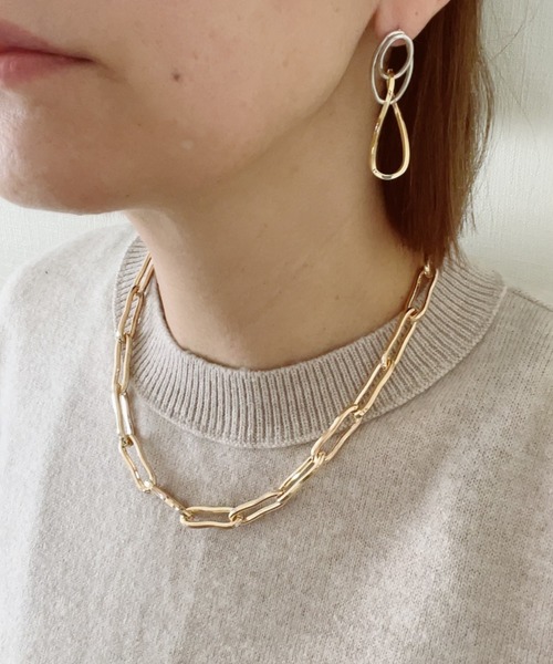 COLOR TOKYO ACCESSORIES（カラートウキョウアクセサリー）の「ニュアンススクエアチェーンネックレス（ネックレス・レディース・Silver/GOLD ・FREE）」の4枚目の写真