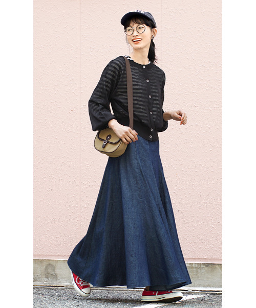 zootie（ズーティー）の「アビーベーシックライトデニム［マキシフレアスカート］（デニムスカート・レディース・ブラック/ネイビー・M）」の7枚目の写真