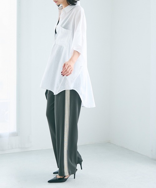 coca（coca）（コカ）の「レーヨンリネンポンチョシャツ（シャツ/ブラウス・レディース・ブラック/アイボリー/ホワイト/ライトグリーン/グレイッシュベージュ/ライトピンク/イエロー・M/L）」の21枚目の写真