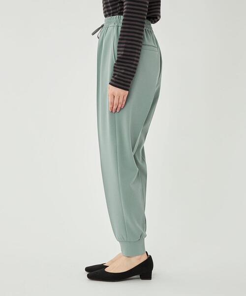 green label relaxing（グリーンレーベルリラクシング）の「ジョガー パンツ（その他パンツ・レディース・ライトブルー/ブラック/モカ・38/36）」の5枚目の写真