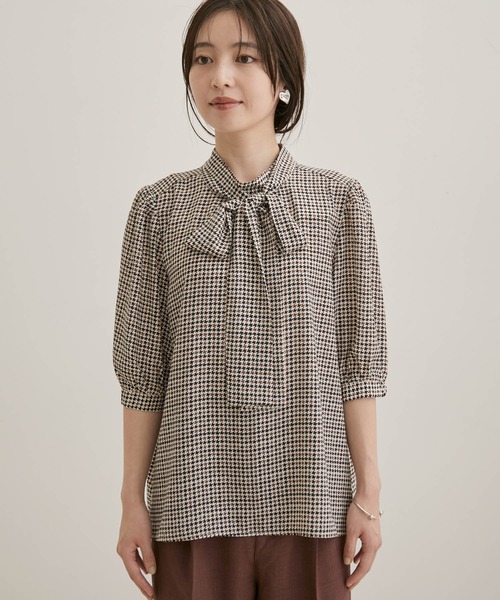 VIS(ビス)の「【EASY CARE】【リボン取り外し可能】柄&無地リボンブラウス(シャツ/ブラウス・レディース・ブラック系その他/キナリ/ベージュ系その他2/レッド・FREE)」の10枚目の写真