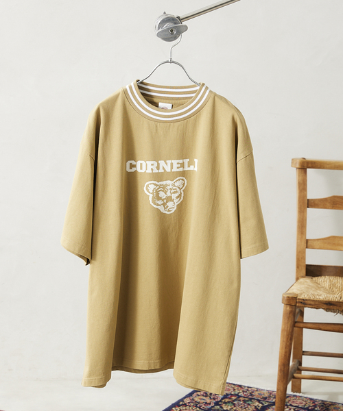 JOURNAL STANDARD relume(ジャーナルスタンダード レリューム)の「【CORNELL / コーネル】別注 カレッジプリントTシャツ 3(Tシャツ/カットソー・メンズ・ホワイト/ネイビー/キャメル・MEDIUM/LARGE)」の3枚目の写真