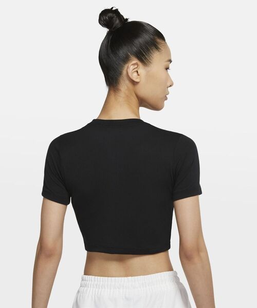NIKE（ナイキ）の「ナイキ スポーツウェア エッセンシャル ウィメンズ クロップトップ / Nike Sportswear Essential Women's Crop Top（Tシャツ/カットソー・レディース・ホワイト/ブラック・S/M/XL/XS/L）」の3枚目の写真