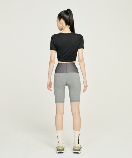 NIKE（ナイキ）の「ナイキ スポーツウェア エッセンシャル ウィメンズ クロップトップ / Nike Sportswear Essential Women's Crop Top（Tシャツ/カットソー・レディース・ホワイト/ブラック・S/M/XL/XS/L）」の11枚目の写真