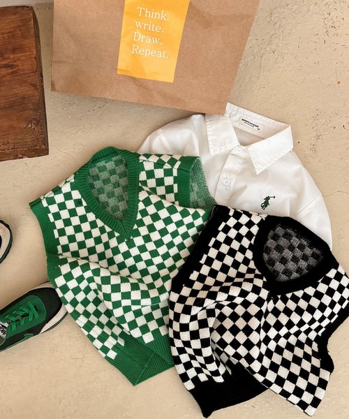 aimoha（アイモハ）の「【aimoha-KIDS-】子供服　ブロックチェックVネックニットベスト（ベスト・キッズ・ブラック/グリーン・90/100/110/120/130/140）」の3枚目の写真