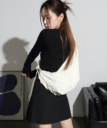 FOLLOWIN | エンボス加工ストリングシャーリンクロスバッグ(ショルダーバッグ)