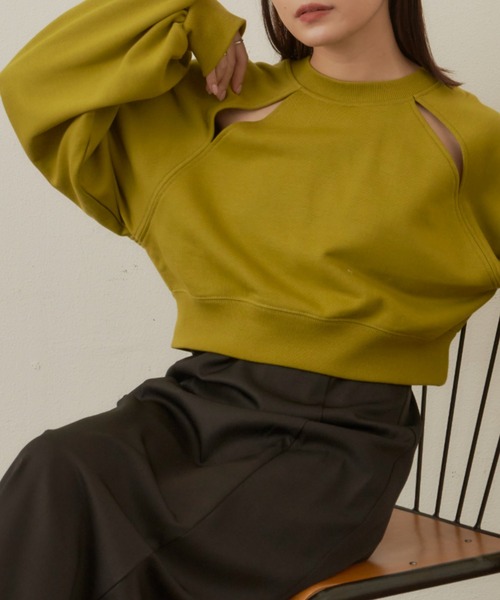 VANNIE U（ヴァニーユー）の「ラグランスリットスウェット（スウェット・レディース・グリーン/アイボリー・FREE）」の2枚目の写真