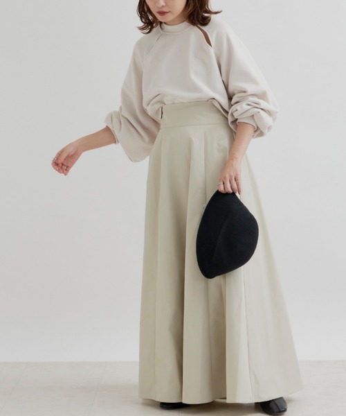 VANNIE U（ヴァニーユー）の「ラグランスリットスウェット（スウェット・レディース・グリーン/アイボリー・FREE）」の11枚目の写真