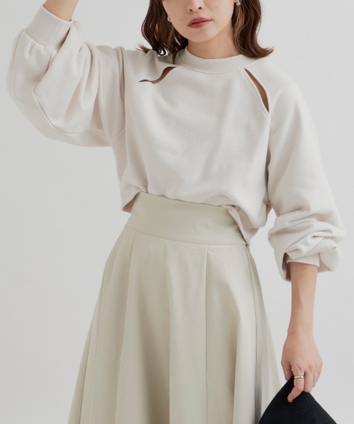 VANNIE U（ヴァニーユー）の「ラグランスリットスウェット（スウェット・レディース・グリーン/アイボリー・FREE）」の6枚目の写真