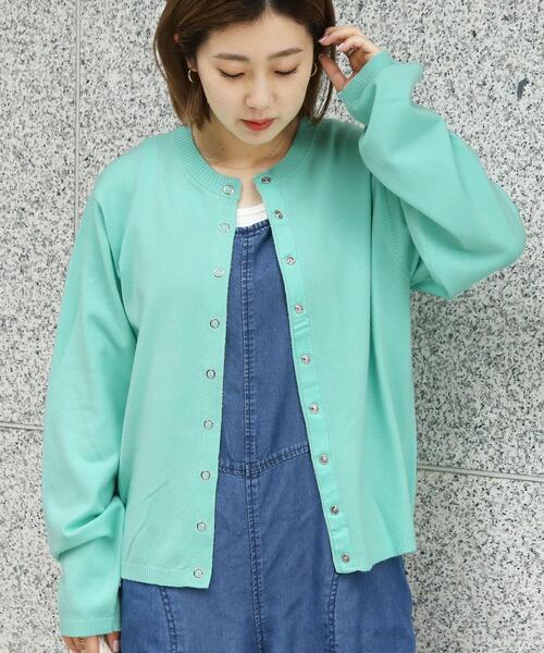 coen(コーエン)の「もちふわリングドットクルーネックカーディガン(カーディガン/ボレロ・レディース・ターコイズブルー/シャーベット/ベージュ/ネイビー・L/M)」の4枚目の写真