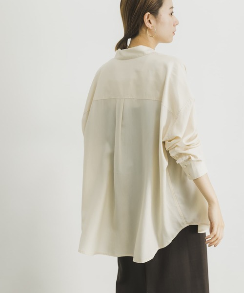 URBAN RESEARCH（アーバンリサーチ）の「ソフトオーバーシャツ（シャツ/ブラウス・レディース・カーキ/オレンジ/アイボリー・FREE）」の6枚目の写真