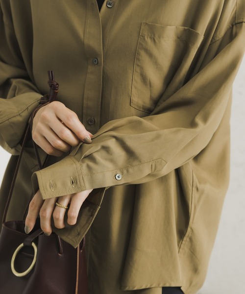 URBAN RESEARCH（アーバンリサーチ）の「ソフトオーバーシャツ（シャツ/ブラウス・レディース・カーキ/オレンジ/アイボリー・FREE）」の12枚目の写真