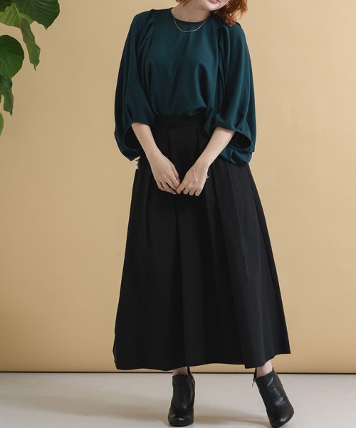 CLOCHE(クロシェ)の「cloche ノルディスドルマンブラウス(シャツ/ブラウス・レディース・ブラック/ベージュ/グリーン・FREE)」の18枚目の写真