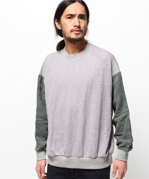 WHO'S WHO gallery(フーズフーギャラリー)の「【EXCHANGEZ】ビッグ切替スウェット(スウェット・メンズ・グレー/ホワイト/ネイビー・SMALL/MEDIUM/LARGE)」の2枚目の写真